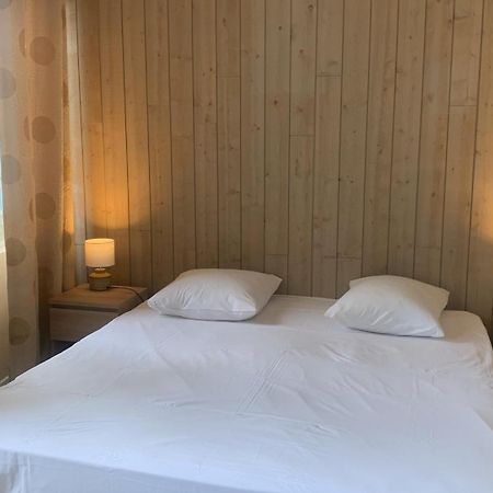 L'Appart Sur Jardin 42M2 Tres Calme La Rochelle  Extérieur photo
